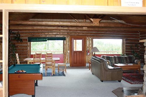 Twin Peaks Resort Valemount Exterior photo